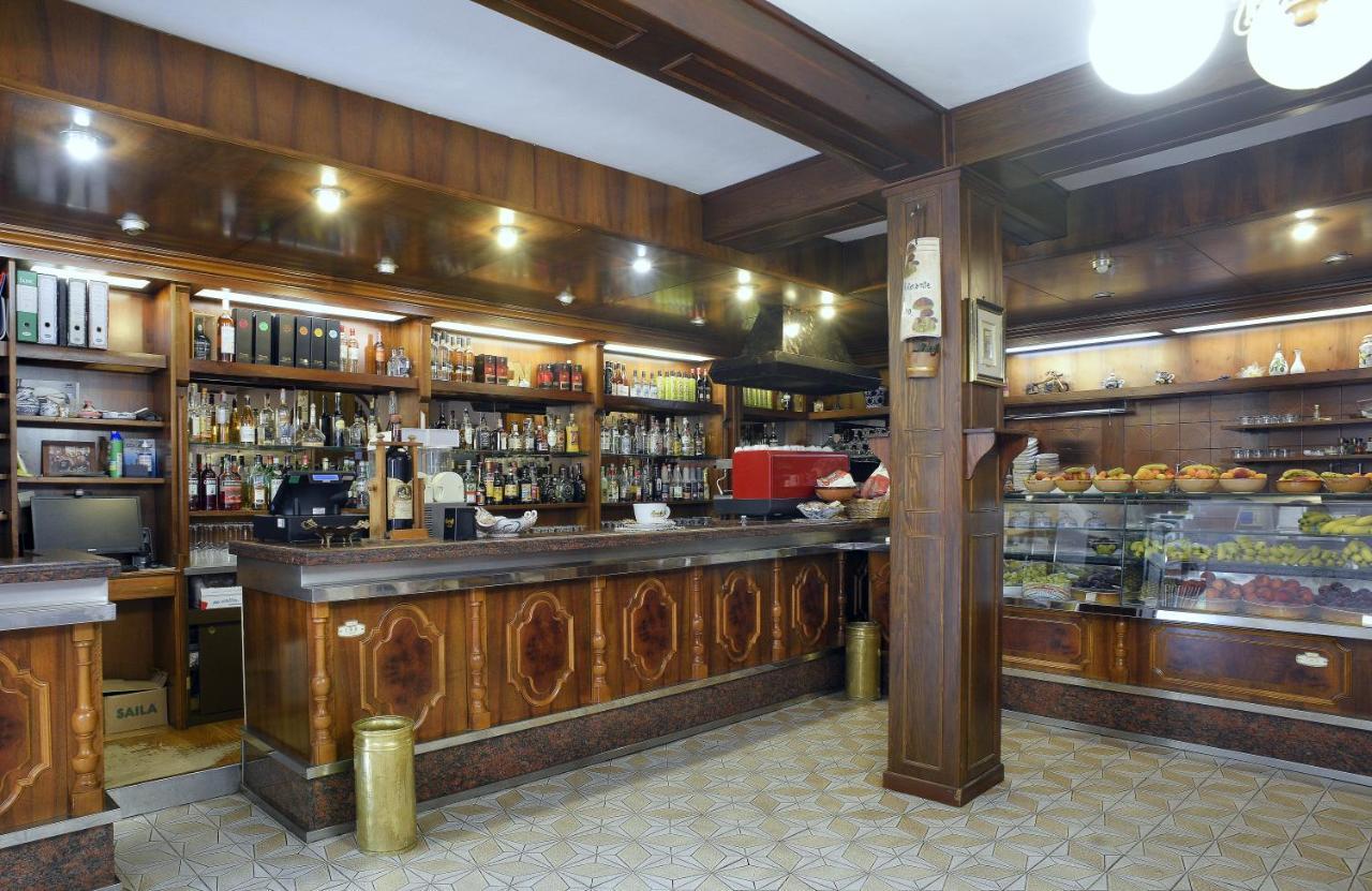 Hotel Da Bruno Rocchetta Ligure Esterno foto